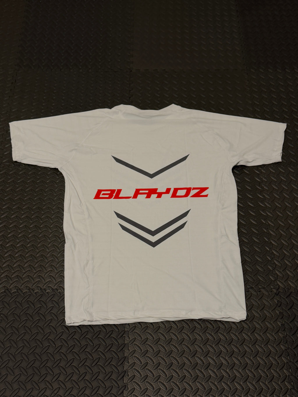 3er Set - Boxhandschuhe, Rashguard Shirt, Fightshort - Ghost Strike Collection