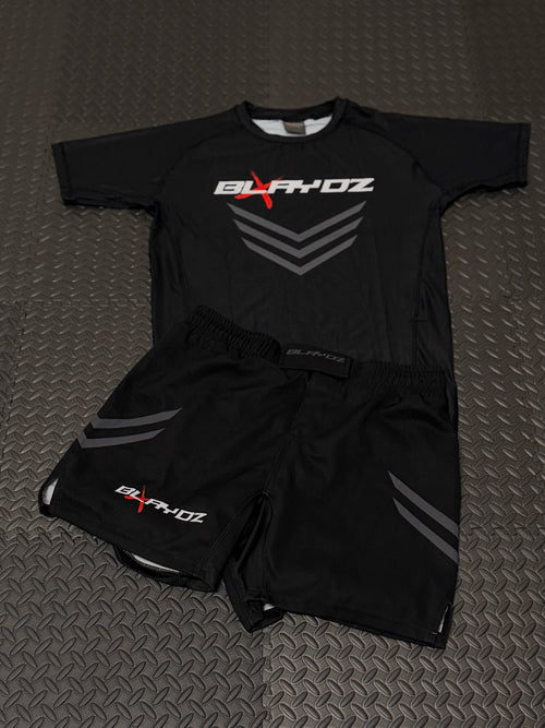2er Set - Rashguard Shirt & Fightshort Set - Shadow Strike Collection
