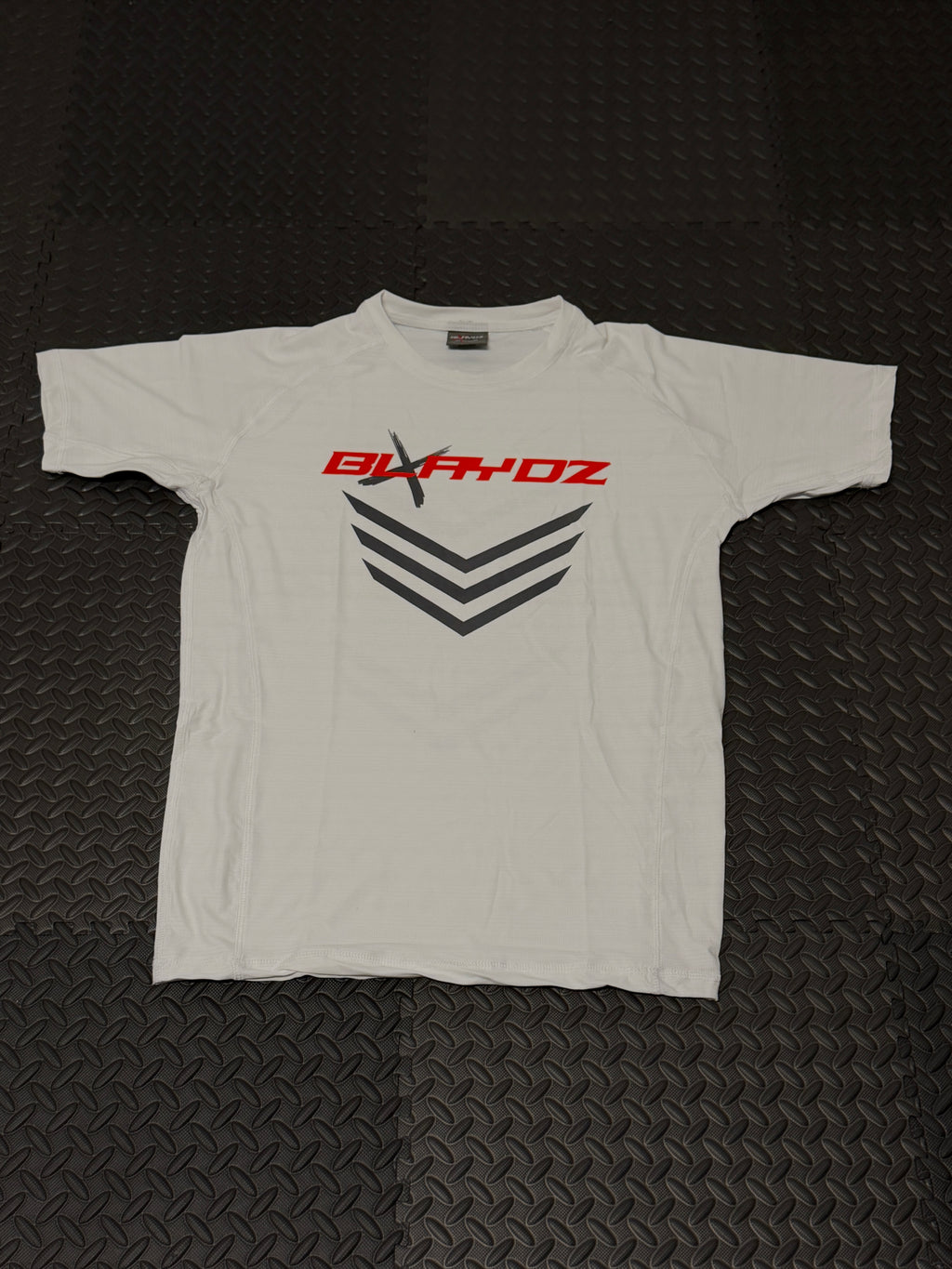 3er Set - Boxhandschuhe, Rashguard Shirt, Fightshort - Ghost Strike Collection